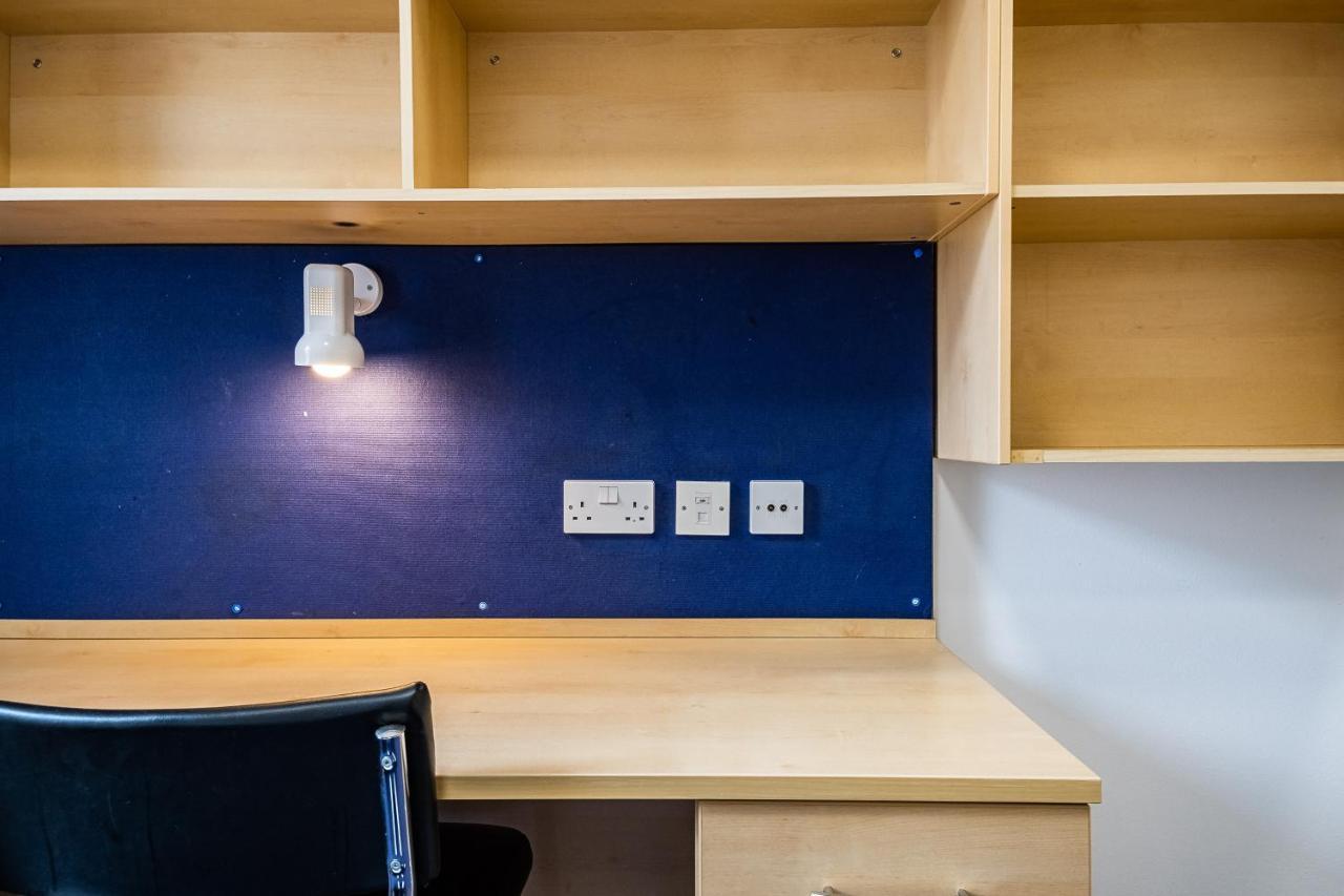 En Suite Rooms, Gillingham - Sk ภายนอก รูปภาพ