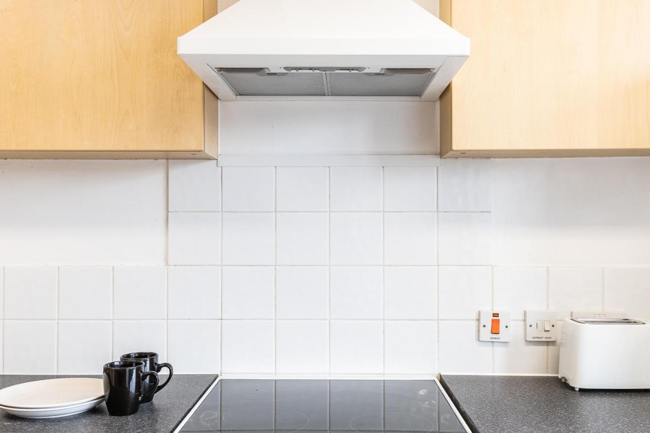 En Suite Rooms, Gillingham - Sk ภายนอก รูปภาพ